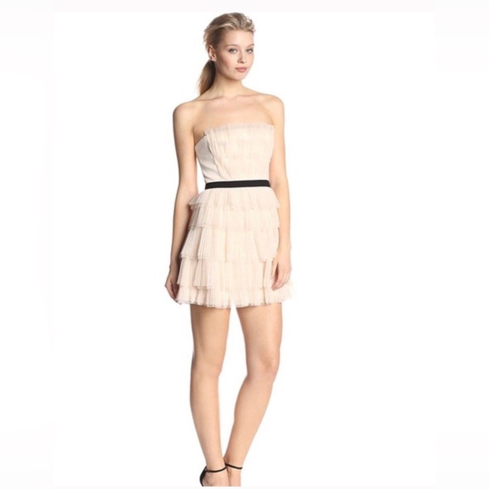 Elegant Cream Strapless Tulle Ruffled Cocktail Dress